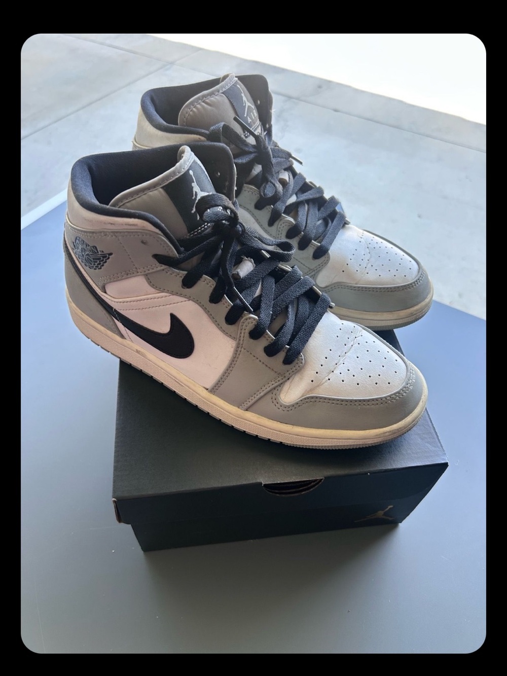 Nike Air Jordan 1 Mid Gray Black White